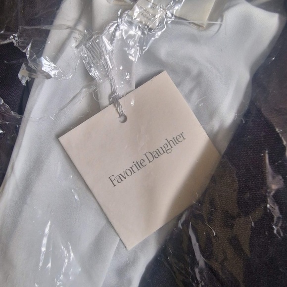 Front Open Kelly Blazer - Picture 5 of 7